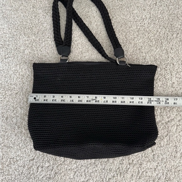 Sophisticated Black Crochet Woven Shoulder Bag Purse - Picture 4 of 7